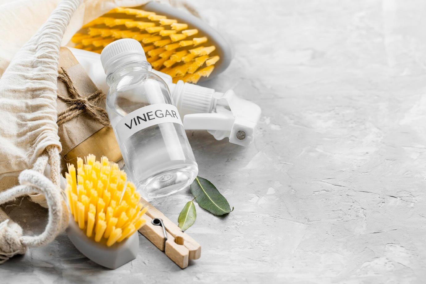 how to clean home with vinegar