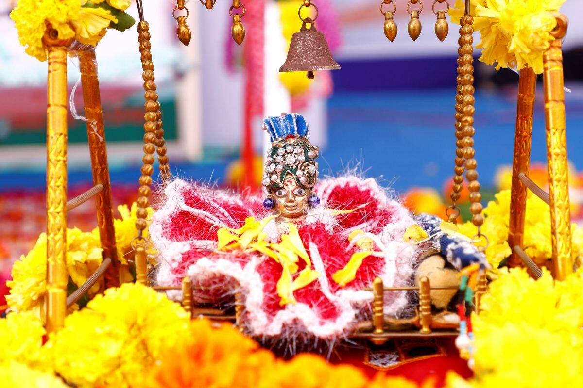 krishna puja in phalgun