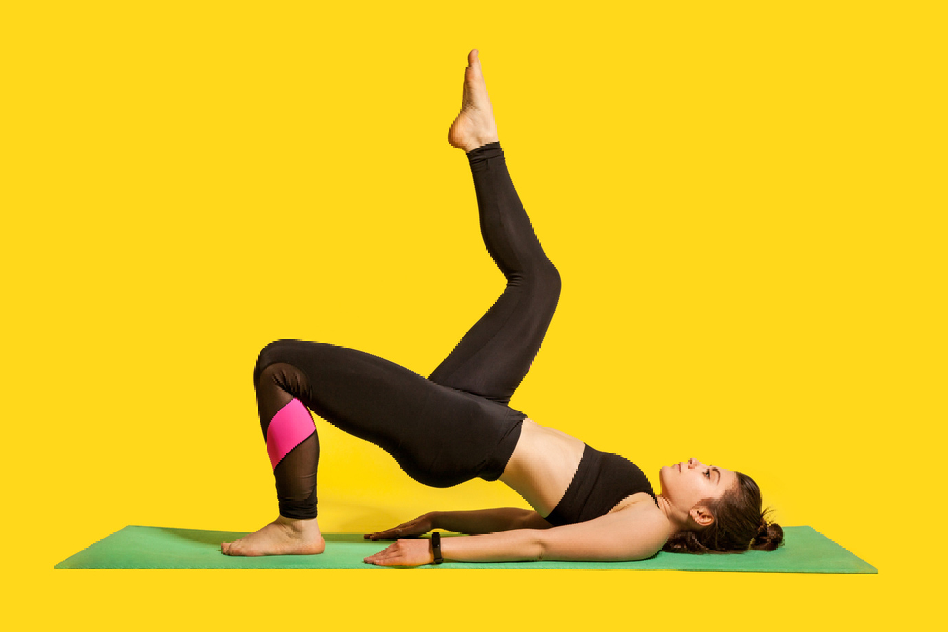 one leg bridge lifts pose