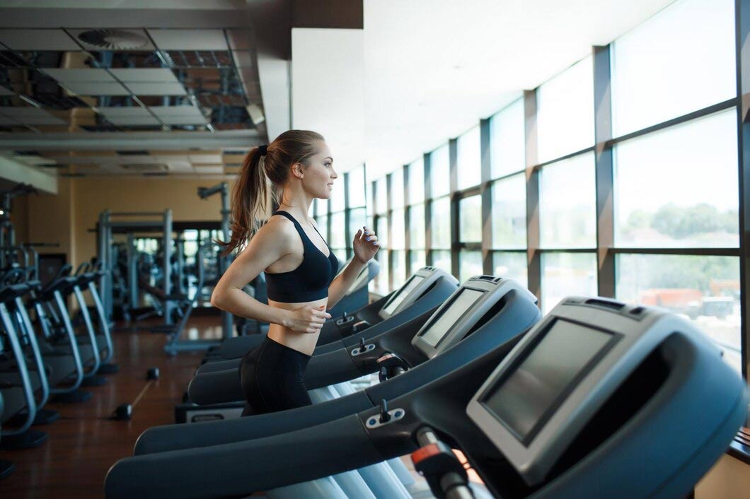 running on treadmill pros and cons