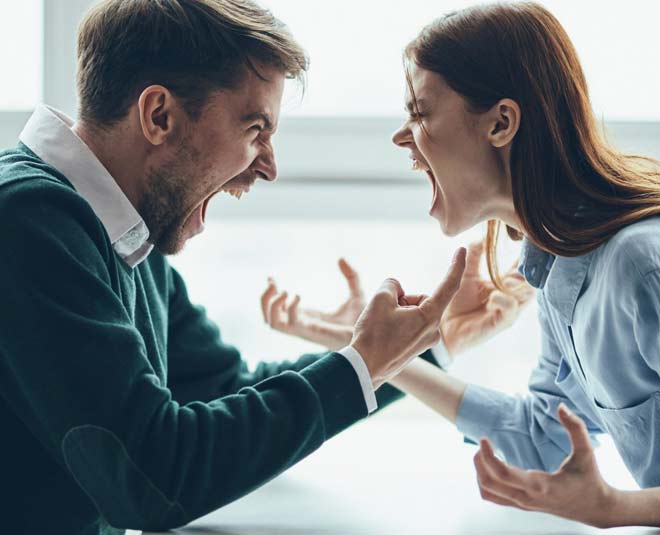 signs of breadcrumbing in a relationship