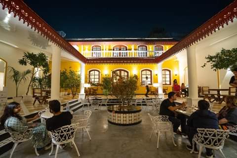 v day brunch Colocal, Noida