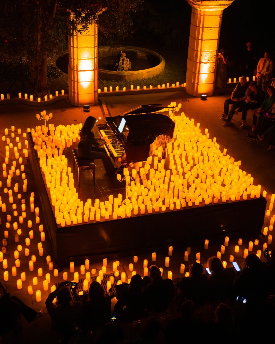 v day event candlelight