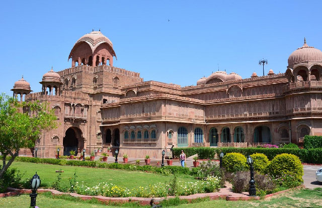 Lalgarh Palace bikaner