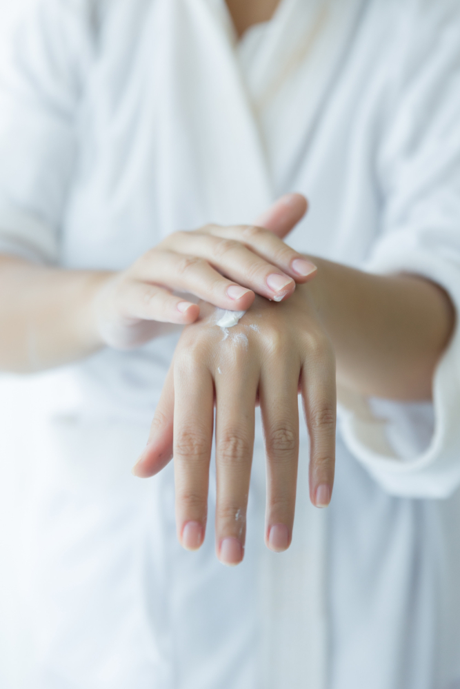 benefits of using hand cream in skin care routine
