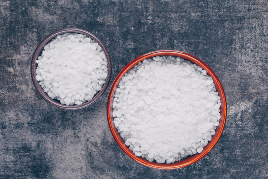 caustic soda uses for cleaning