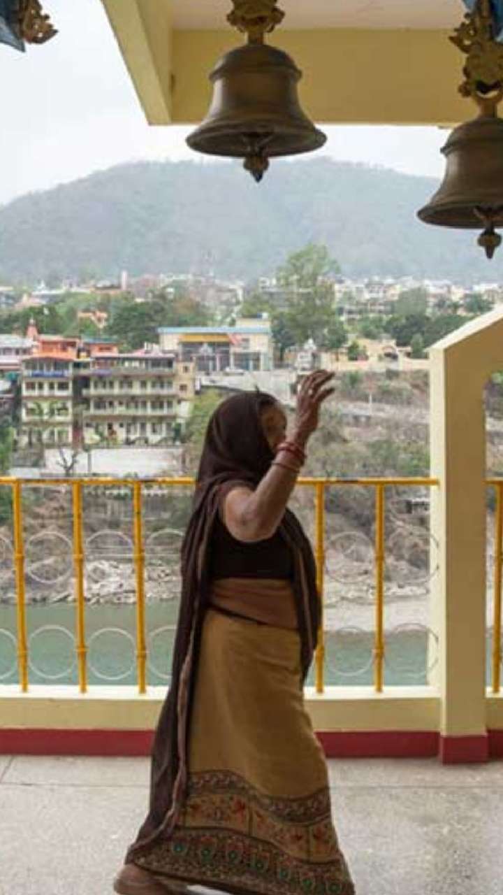 do not do reverse parikarma in temple