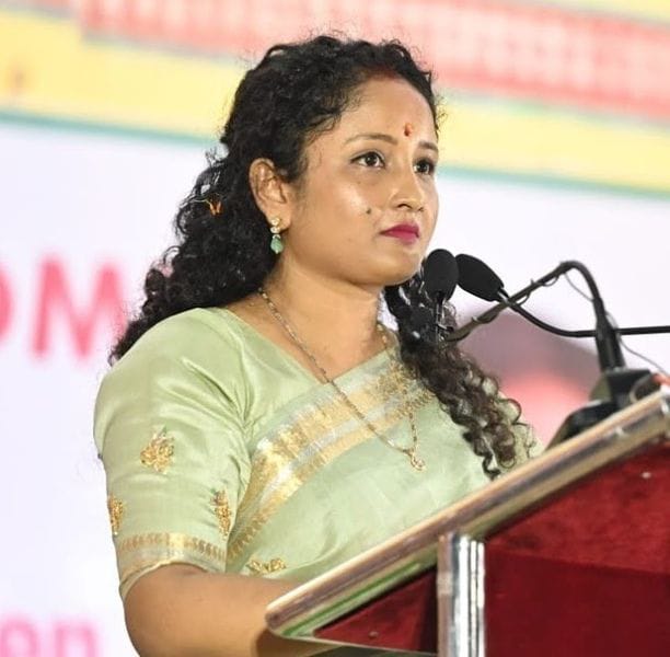 kalpana soren wife of hemant soren and why she is important for jharkhand politics