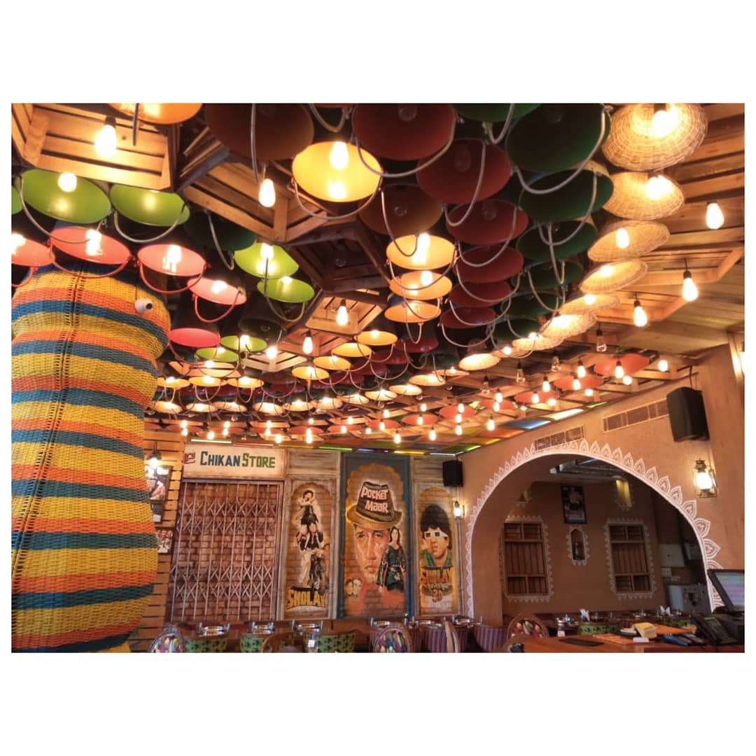 restaurant Garam Dharam