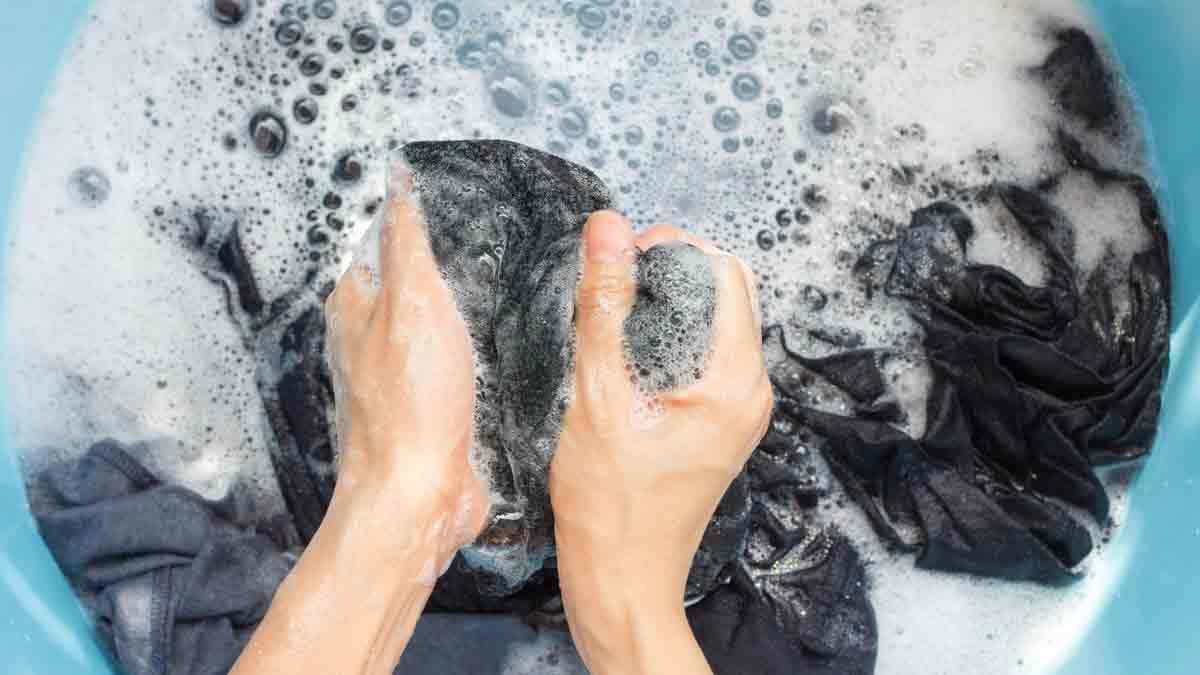 use waste detergent solution for car wash