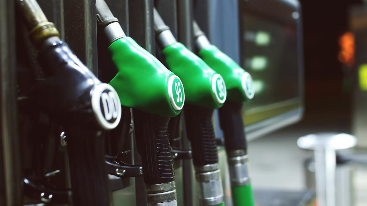 which service are free at petrol pumps