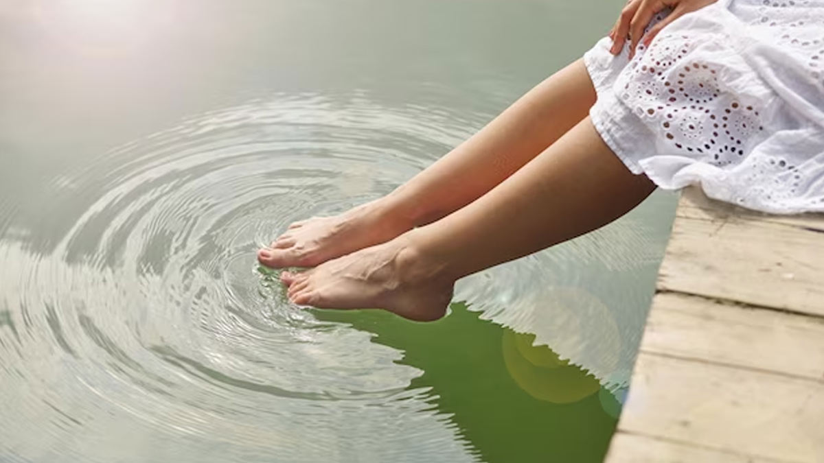 why we should wash feet before entering temple