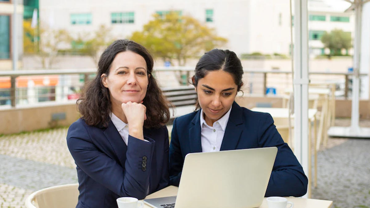 Capricorn And Leo Compatibility as Employee Boss