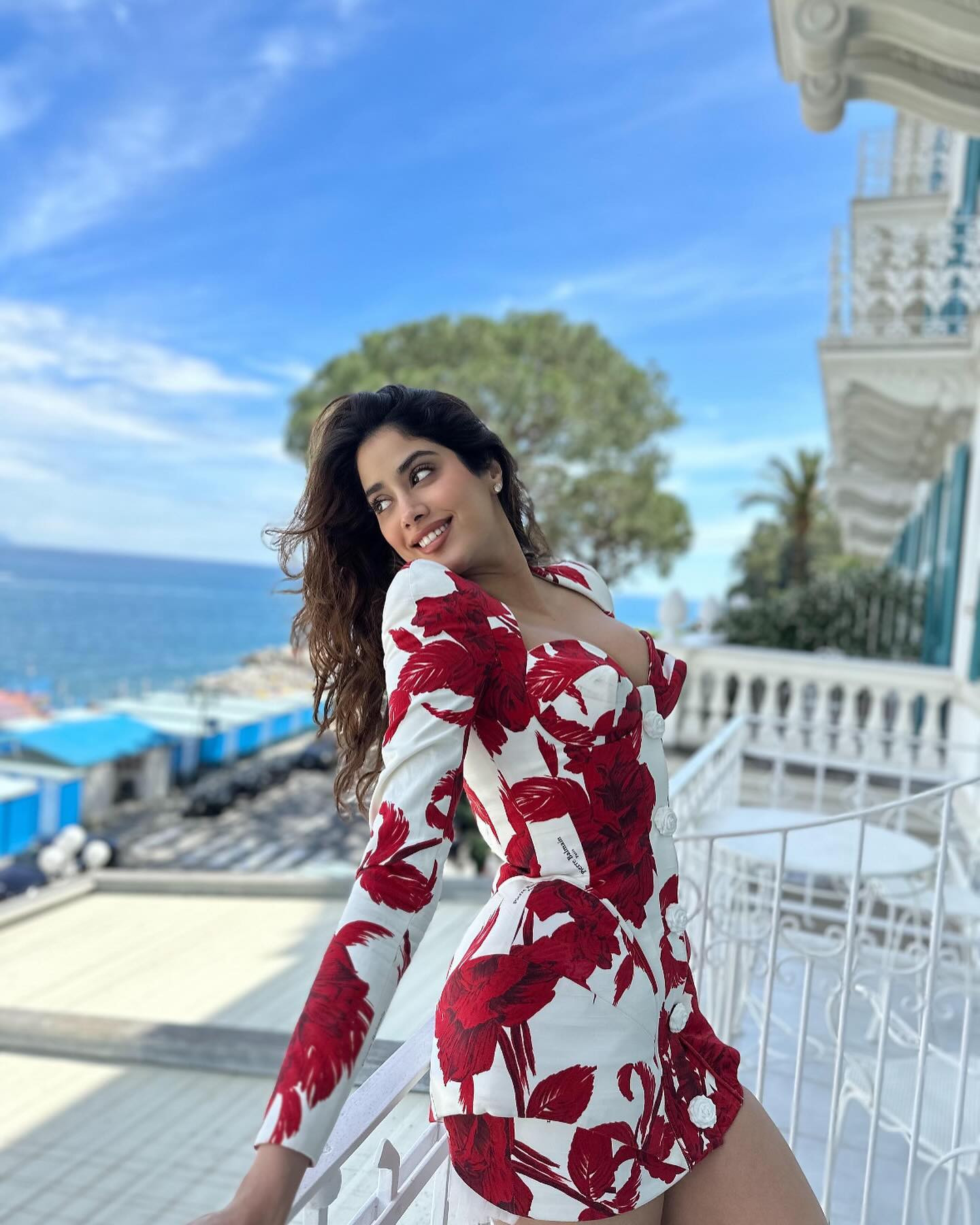 Janhvi Kapoor’s Red And White Floral Dress