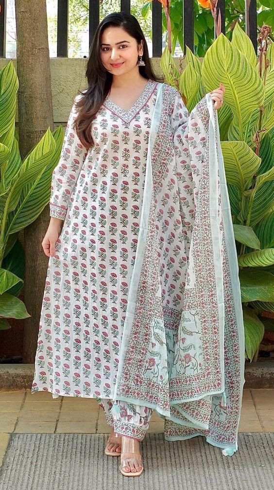 Printed Cotton Kurta Set For Women