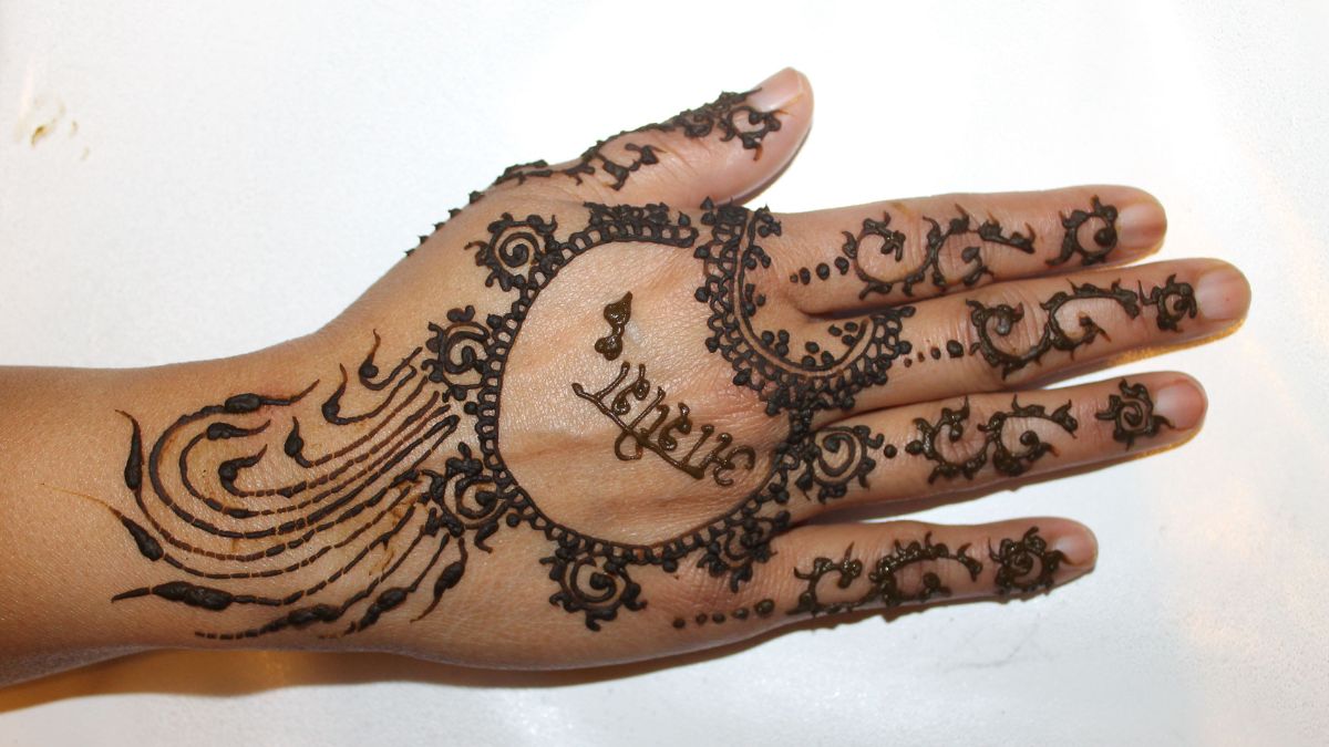 hariyali teej  astro tips for mehndi