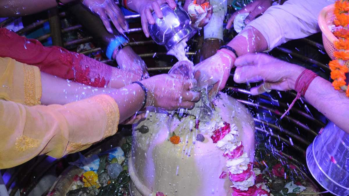 sawan rudrabhishek significance