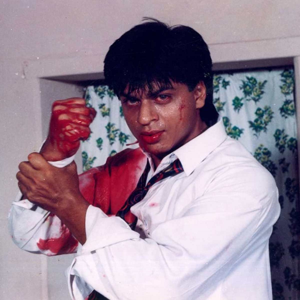 shahrukh khan famous negative roles