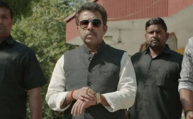 panchayt web series vidhyak entry