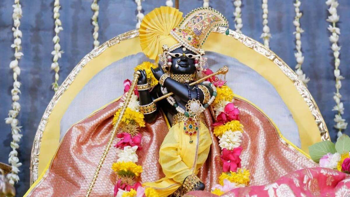 radha raman mandir to visit in vrindavan