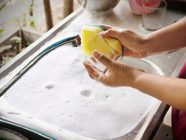 tiffin box washing tips