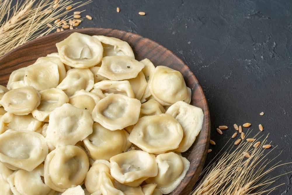 Why do momos become hard in hindi