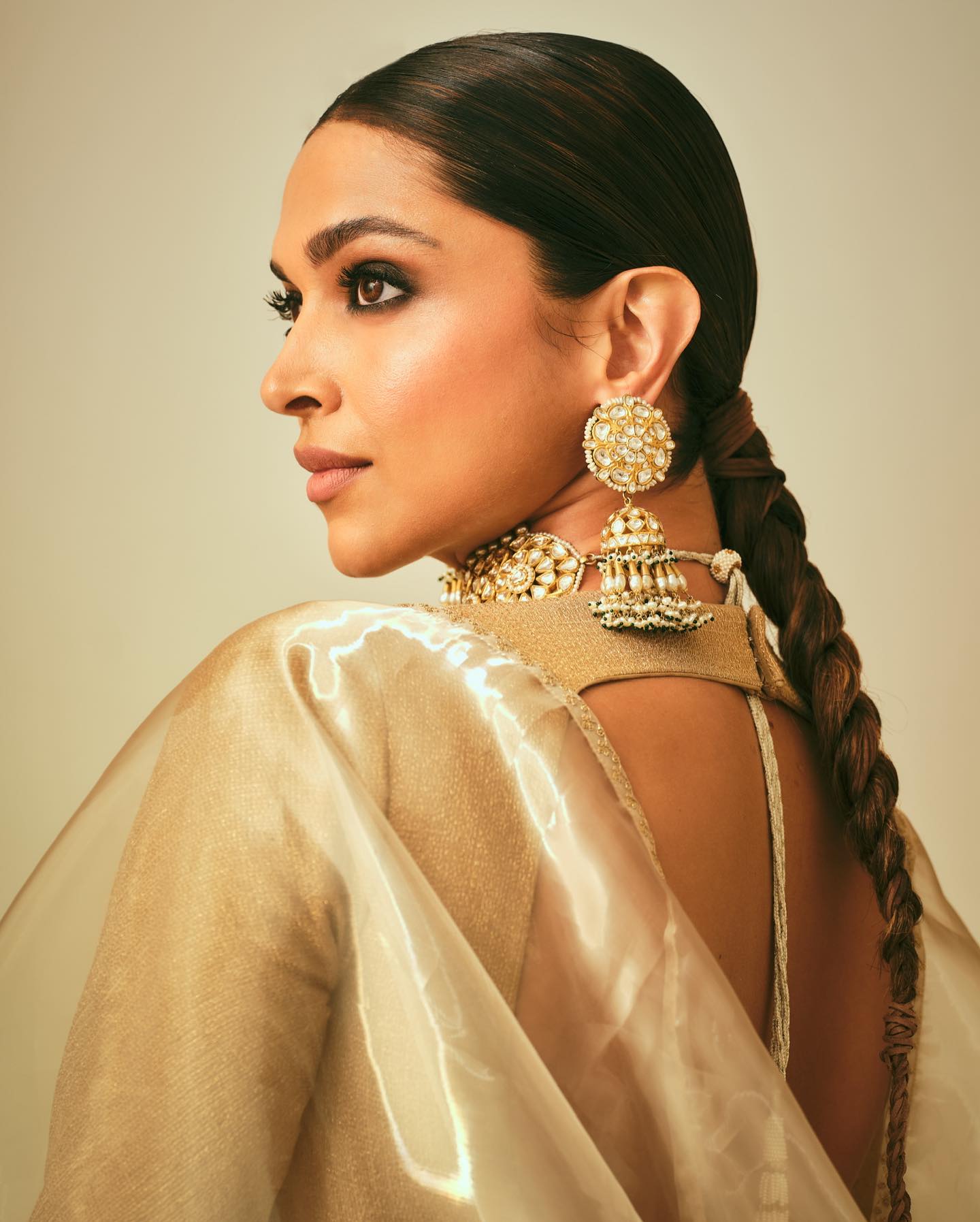 deepika om shanti om