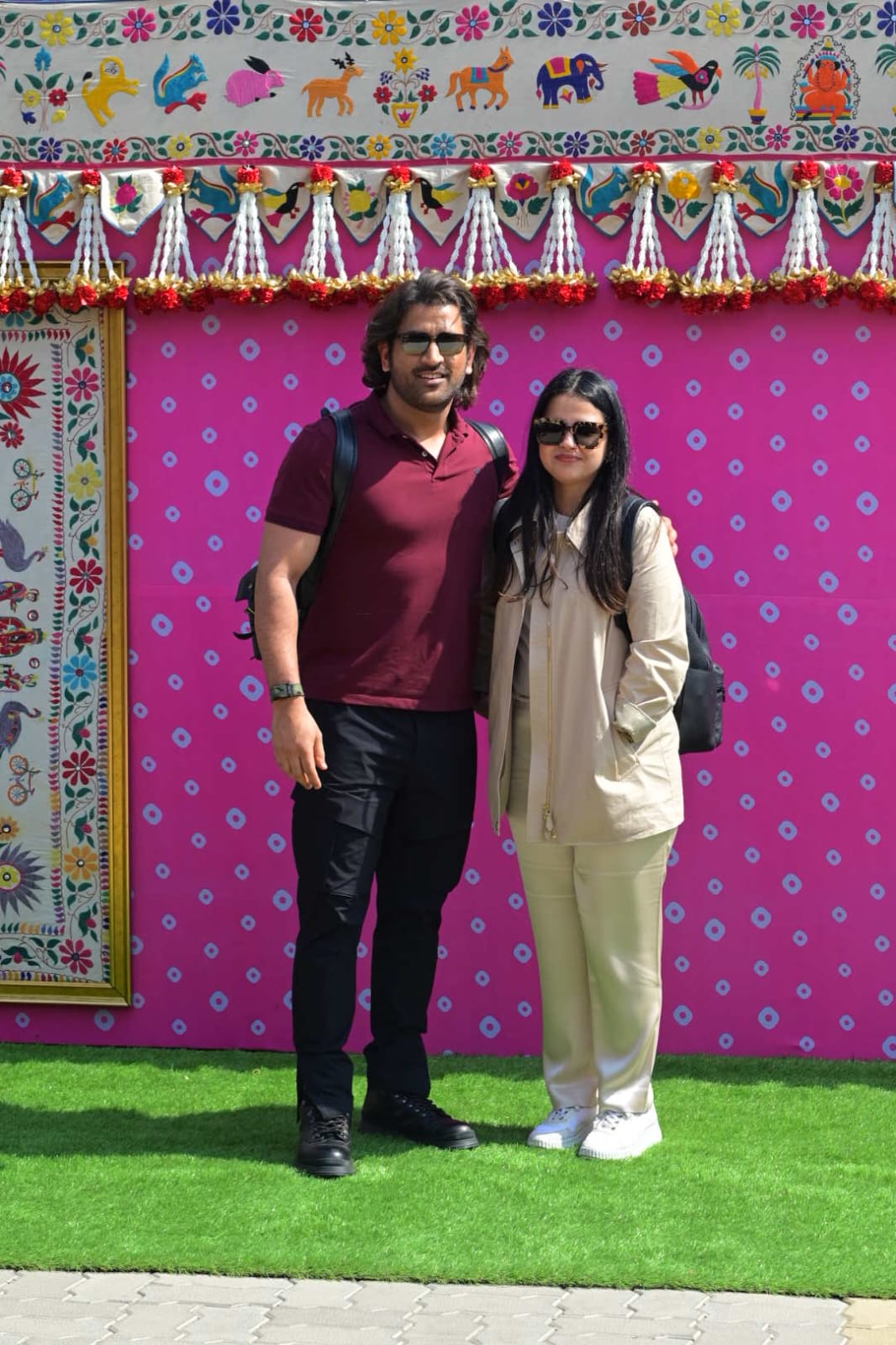 dhoni and sakshi at ambani