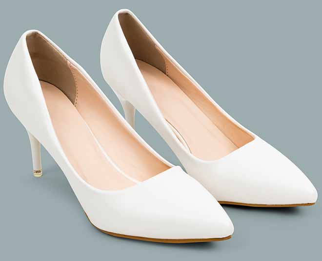 hack for smelly shoes