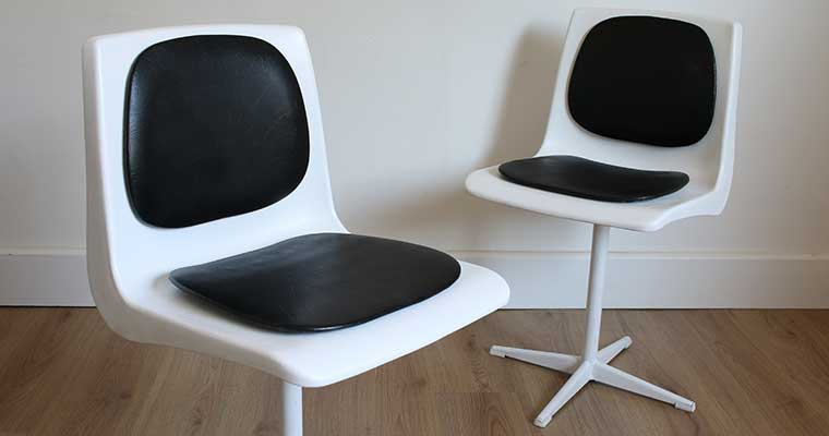 how to decorate plastic chair