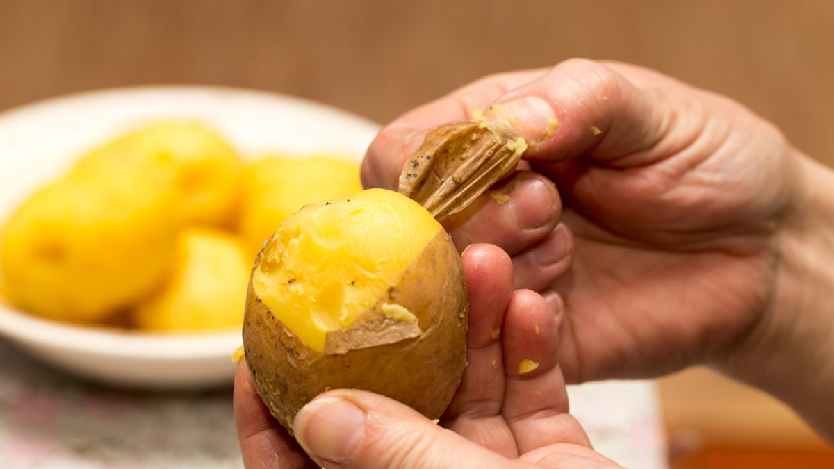 how to use potato in hindi