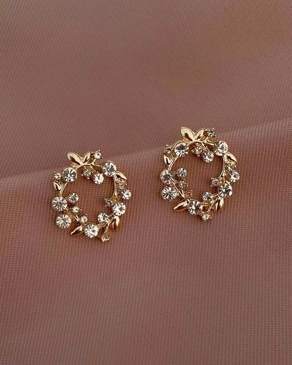 latest earrings design for daily look