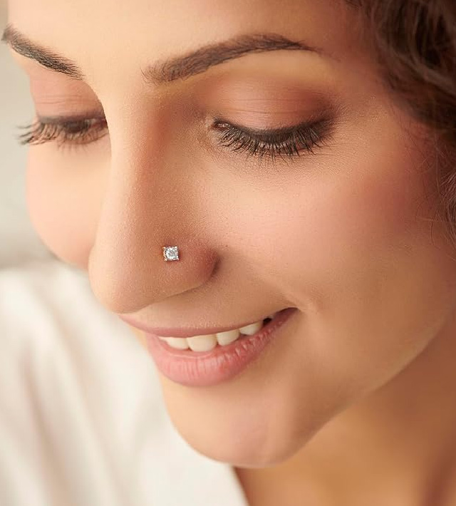 nose pin for daily wear
