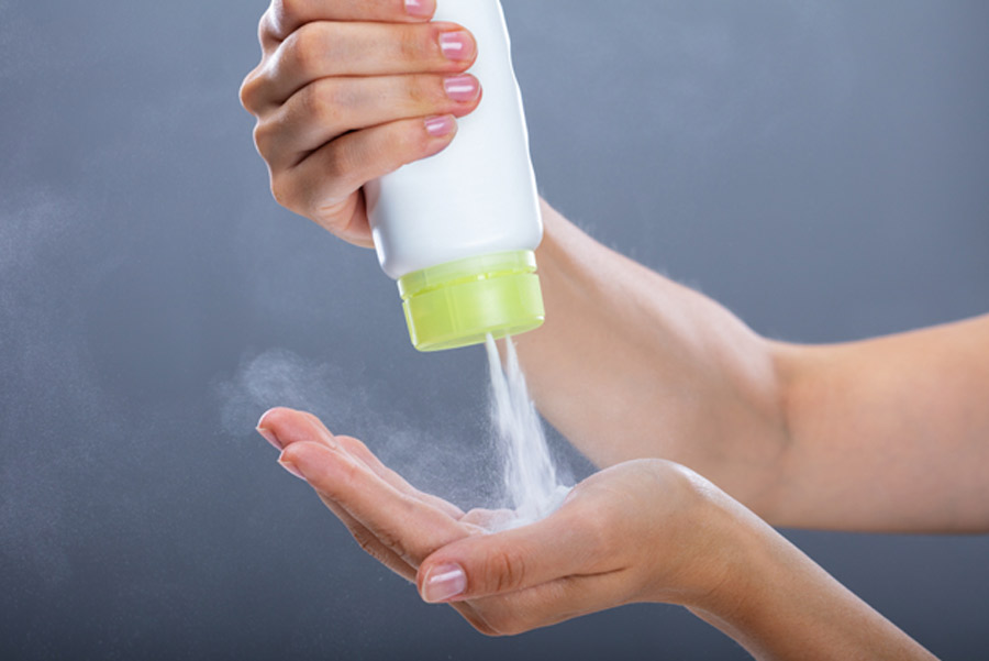 talcum powder uses in holi