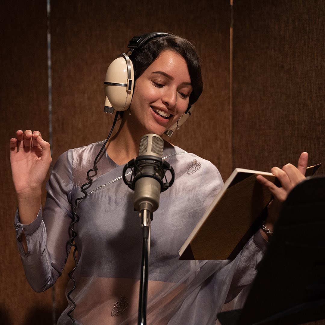 triptii dimri blouse round neck