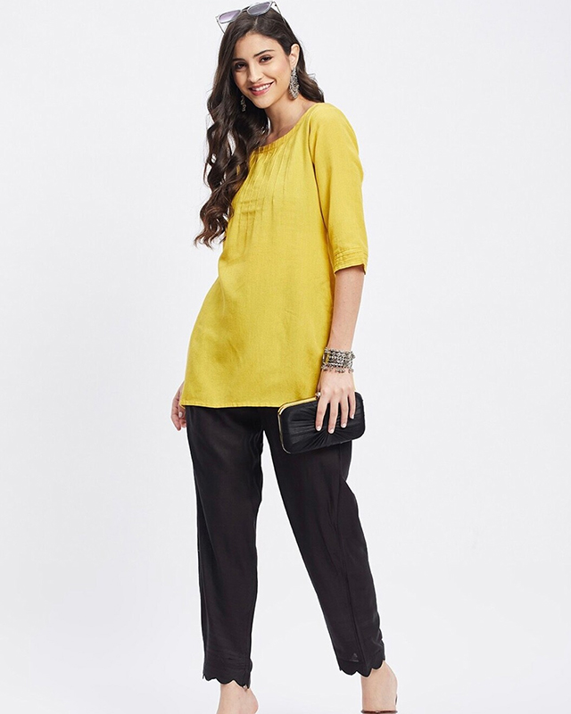 Trouser with elastic waist