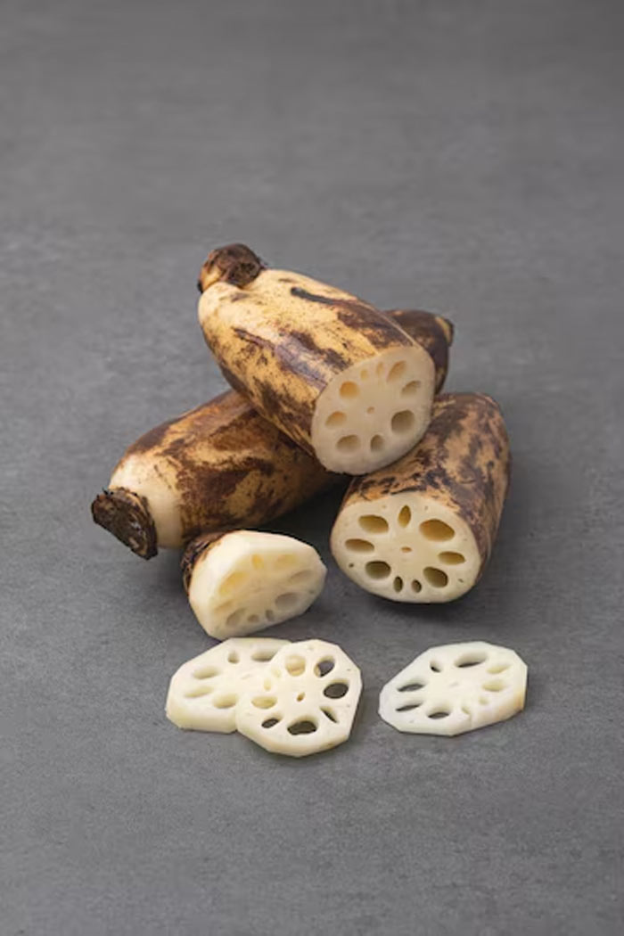 What to look for when buying lotus root