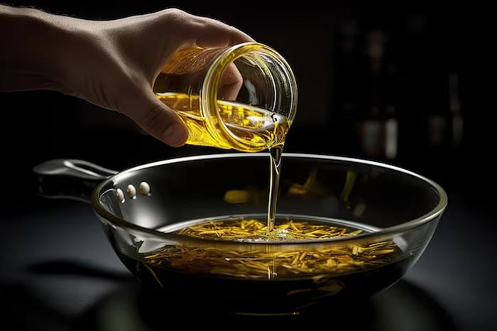 Which oil is best for eating raw