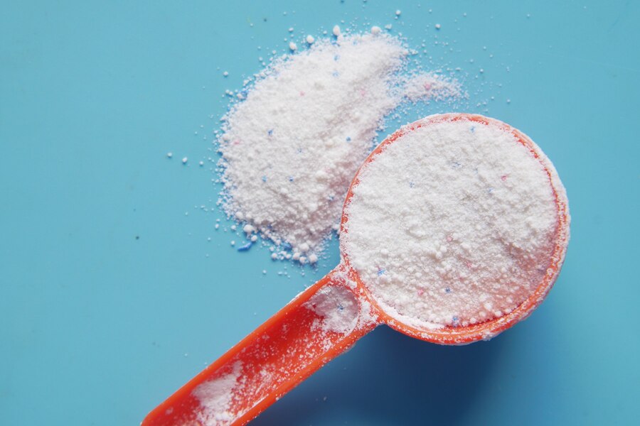 baking soda for white clothes