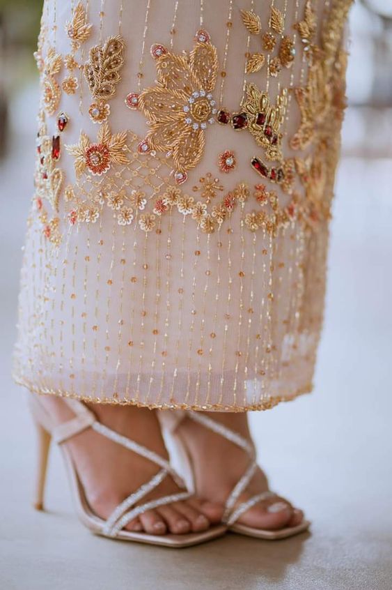 bejewelled gold palazzo pant border design