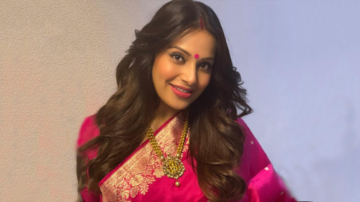 bipasha basu net worth and income source