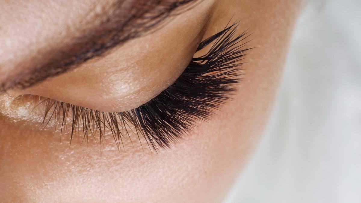 how to get longer eyelashes