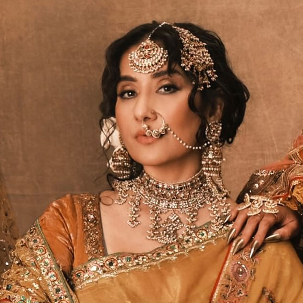 maang tikka latest designs and style tips