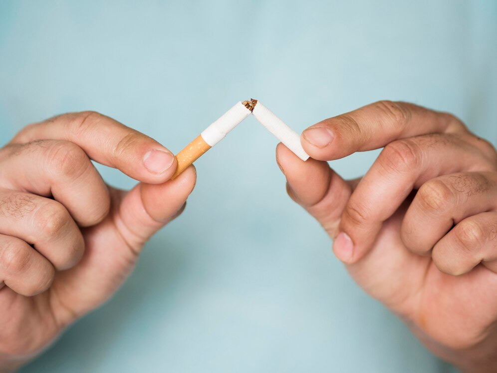 smoking may harm brain activity