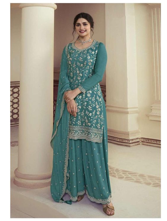 Designer Pakistani Salwar Kameez Design