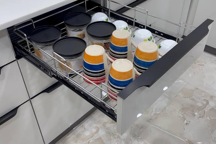 Easy hacks to remove rust from basket