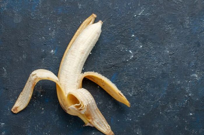 banana peel new inside