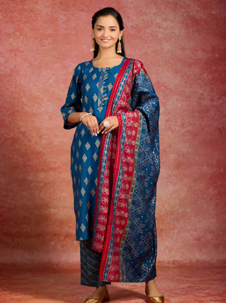 fancy suit using saree