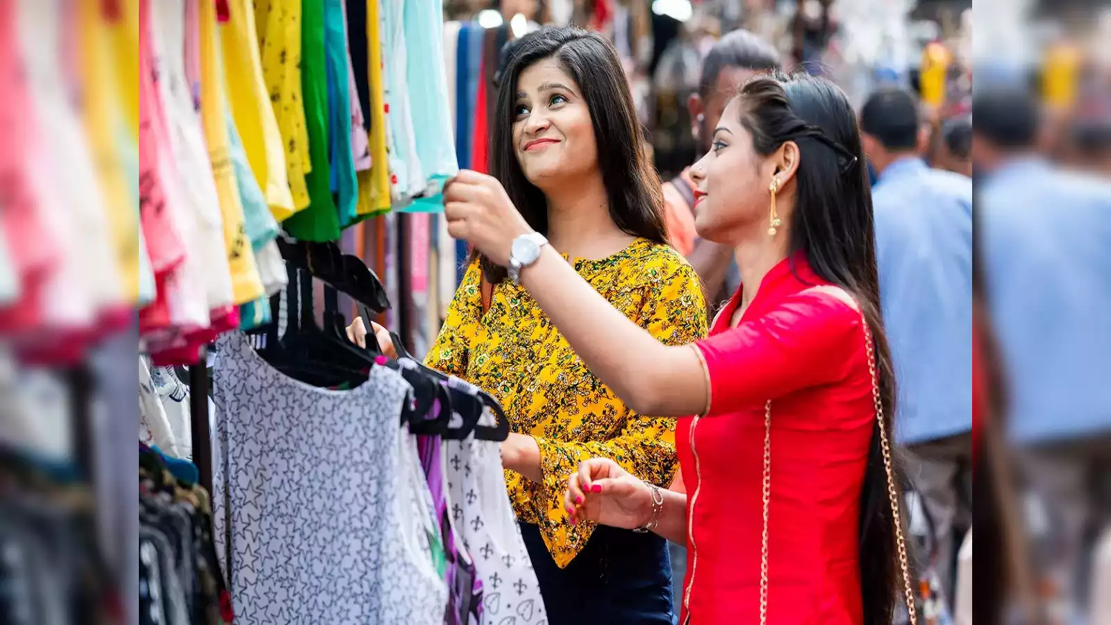 things to avoid in delhi sadar bazar while doing shopping