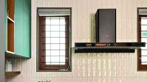 Why are Crompton Chimneys a top choice for efficient smoke extraction and durable kitchen performance?